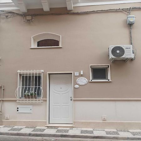 La Chicca Nel Centro Villa Massafra Buitenkant foto